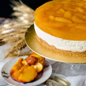Broskyňový cheesecake